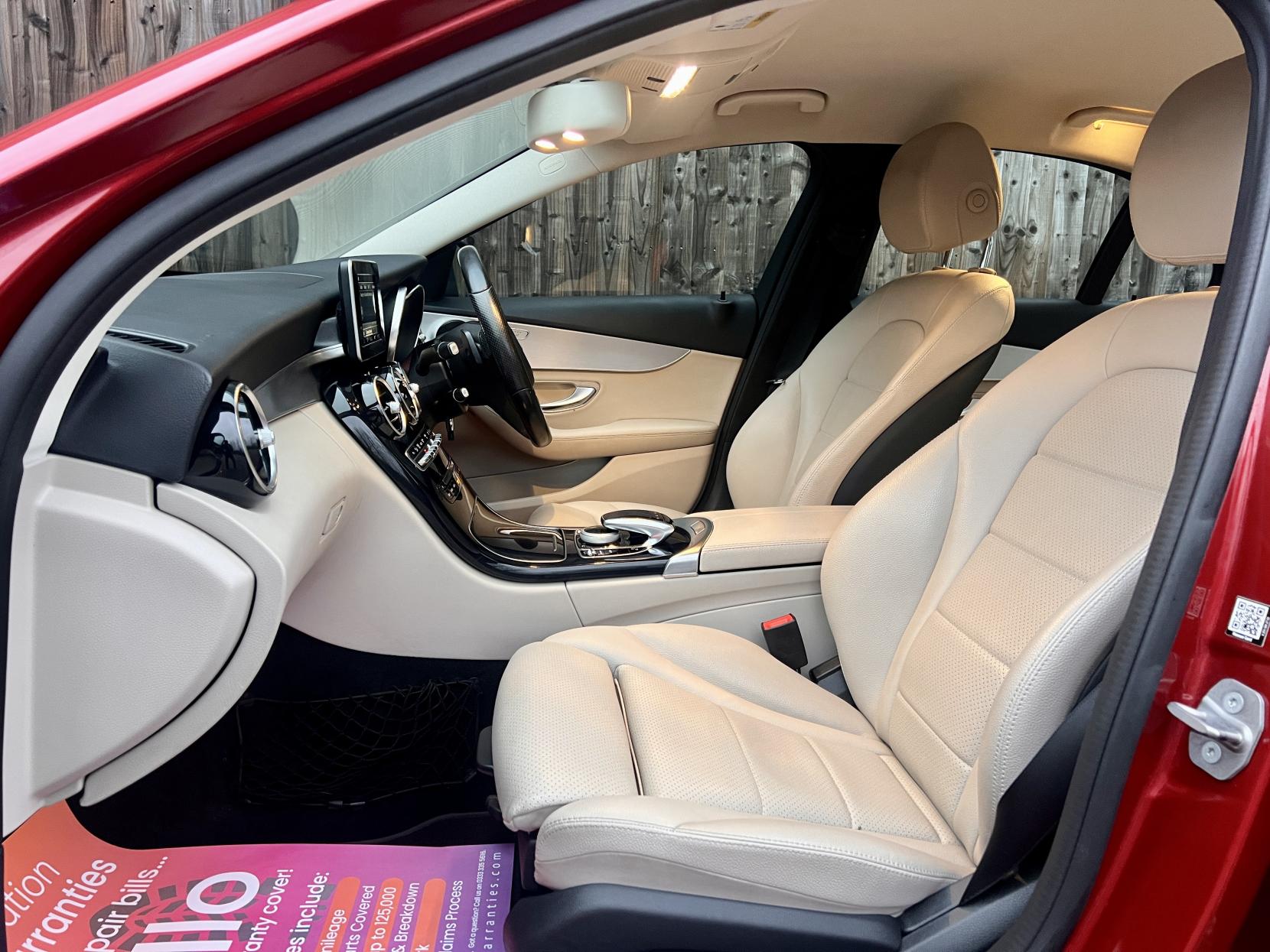 Mercedes-Benz C Class 2.0 C350e 6.4kWh Sport Saloon 4dr Petrol Plug-in Hybrid G-Tronic+ Euro 6 (s/s) (293 ps)