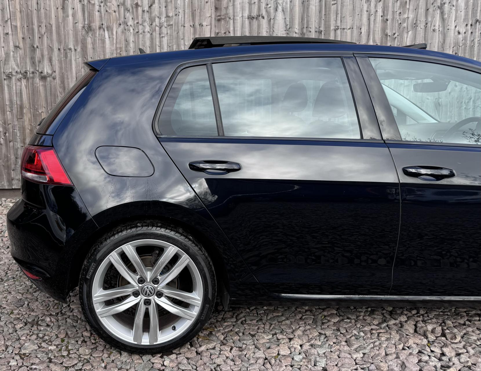 Volkswagen Golf 1.6 TDI BlueMotion Tech GT Edition Hatchback 5dr Diesel Manual Euro 6 (s/s) (110 ps)