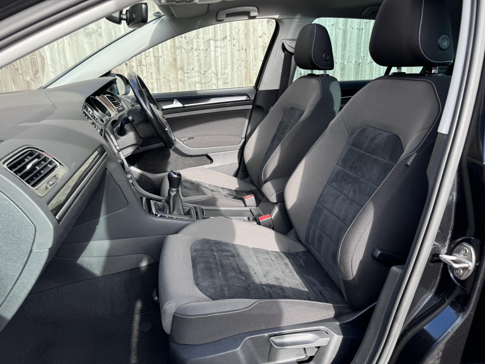 Volkswagen Golf 1.6 TDI BlueMotion Tech GT Edition Hatchback 5dr Diesel Manual Euro 6 (s/s) (110 ps)