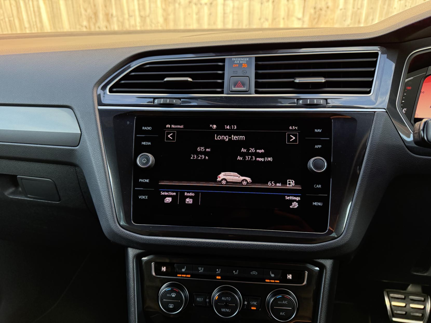 Volkswagen Tiguan 2.0 TDI R-Line SUV 5dr Diesel DSG 4Motion Euro 6 (s/s) (190 ps)