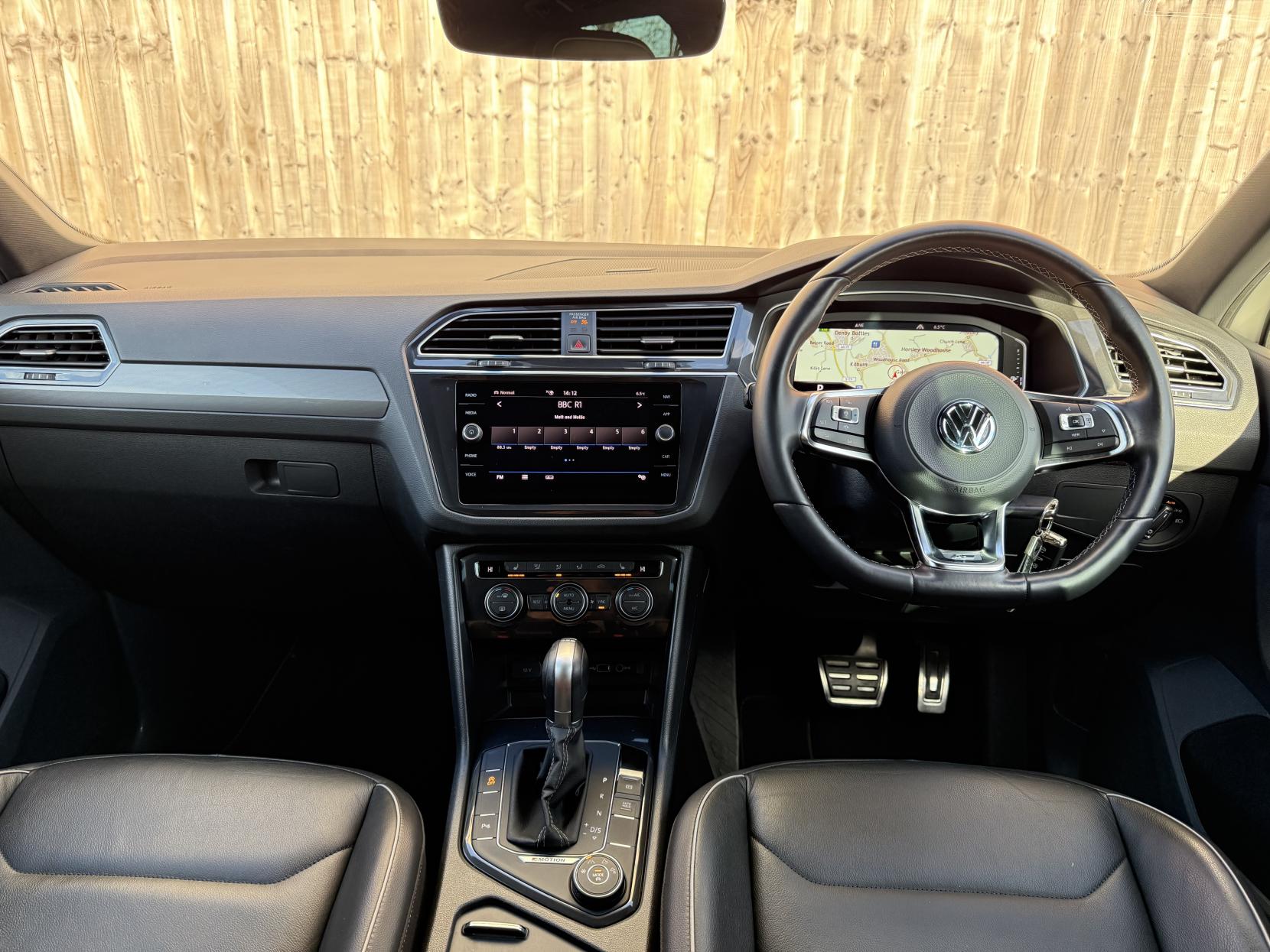 Volkswagen Tiguan 2.0 TDI R-Line SUV 5dr Diesel DSG 4Motion Euro 6 (s/s) (190 ps)