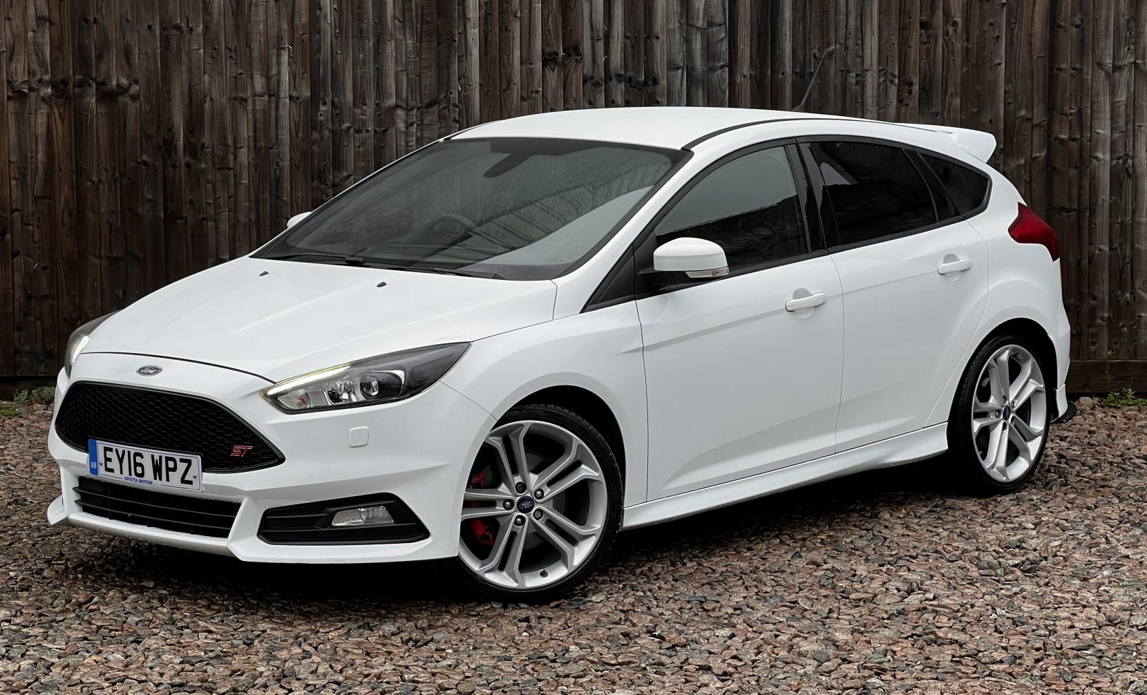 Ford Focus 2.0T EcoBoost ST-3 Hatchback 5dr Petrol Manual Euro 6 (s/s) (250 ps)