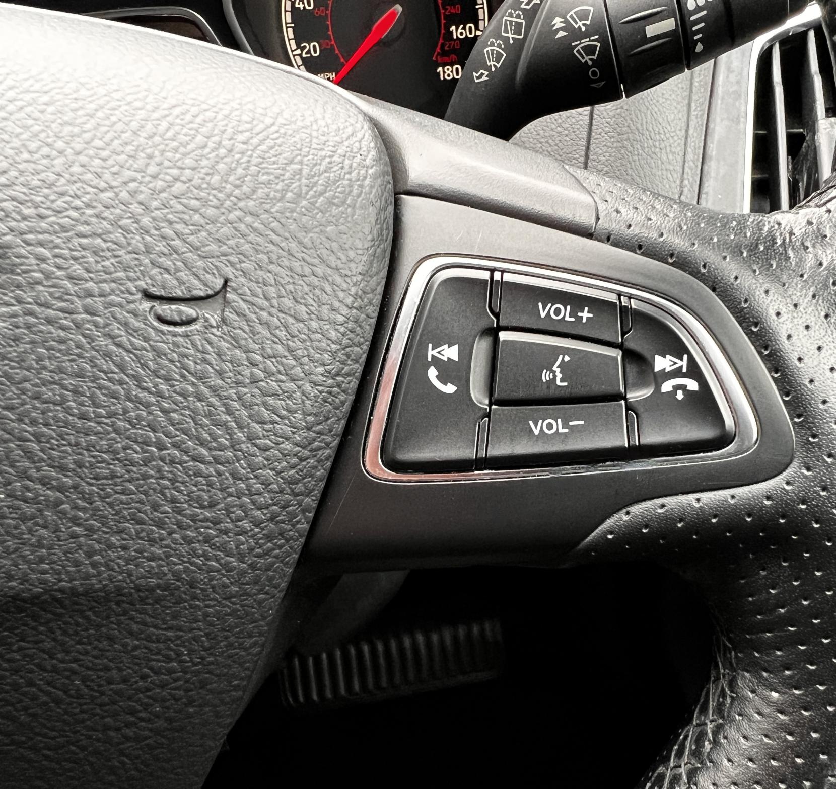 Ford Focus 2.0T EcoBoost ST-3 Hatchback 5dr Petrol Manual Euro 6 (s/s) (250 ps)