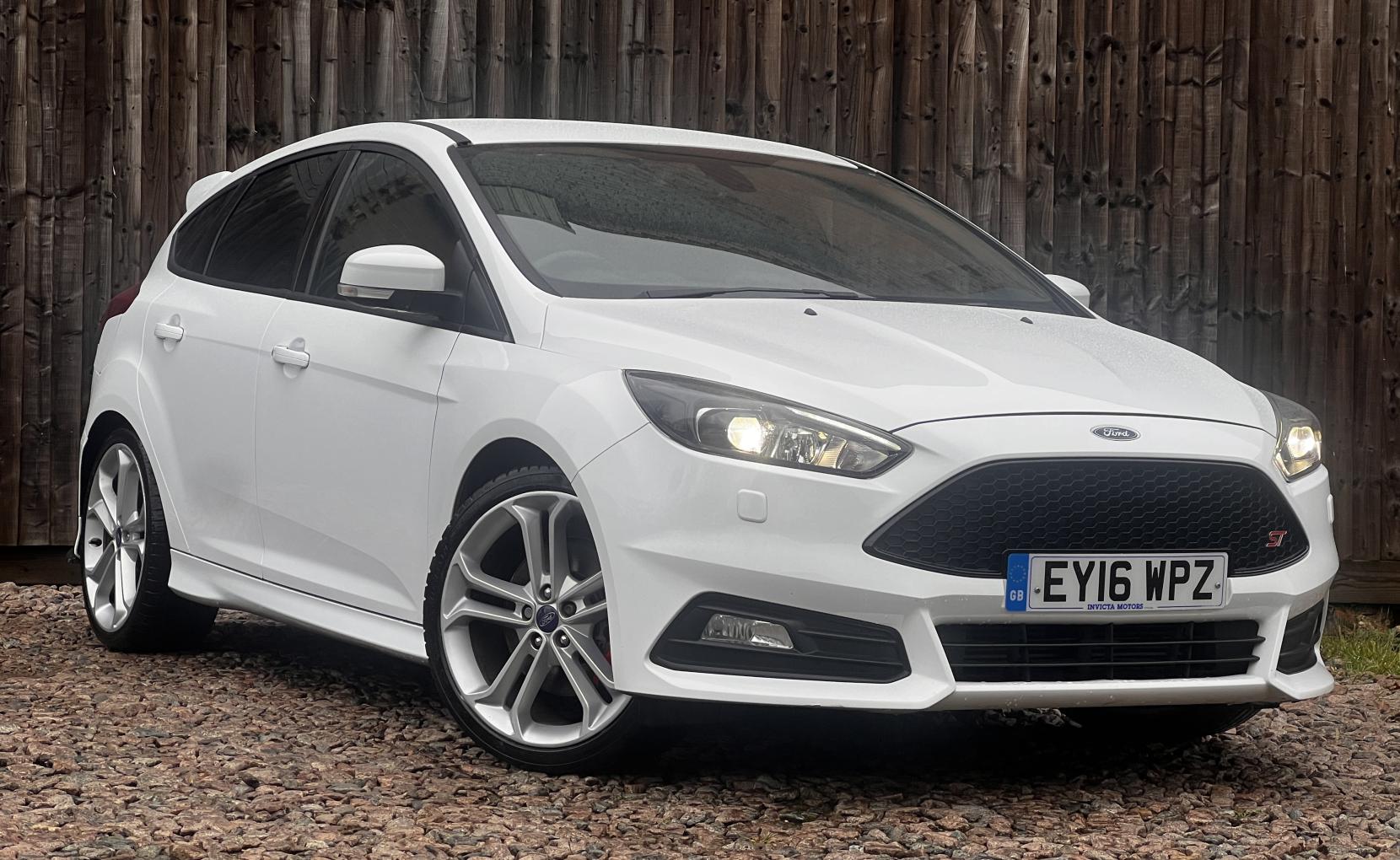 Ford Focus 2.0T EcoBoost ST-3 Hatchback 5dr Petrol Manual Euro 6 (s/s) (250 ps)