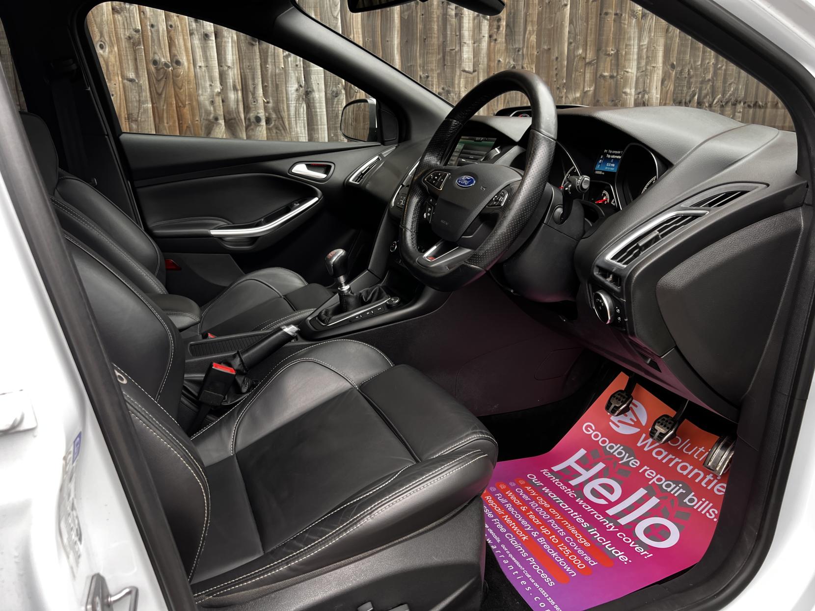 Ford Focus 2.0T EcoBoost ST-3 Hatchback 5dr Petrol Manual Euro 6 (s/s) (250 ps)