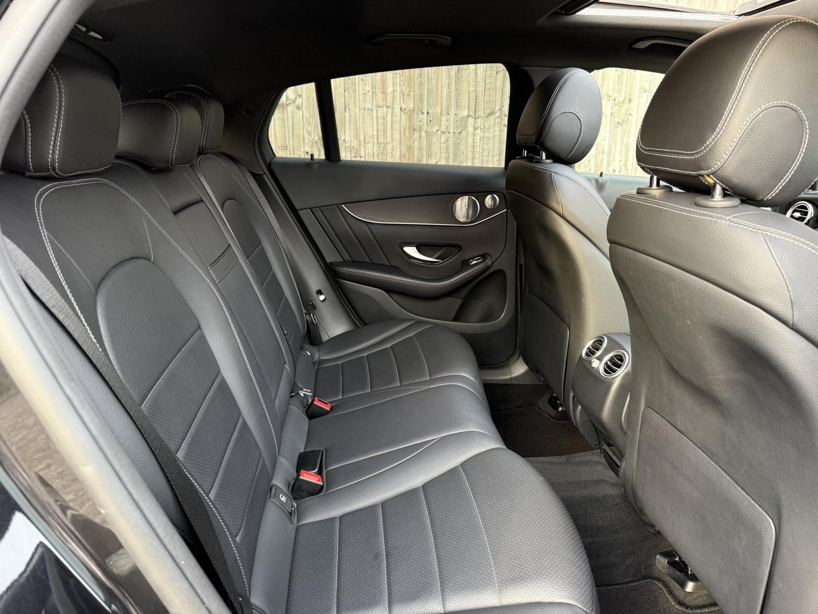 Mercedes-Benz GLC 2.1 GLC250d AMG Line (Premium Plus) Coupe 5dr Diesel G-Tronic+ 4MATIC Euro 6 (s/s) (204 ps)