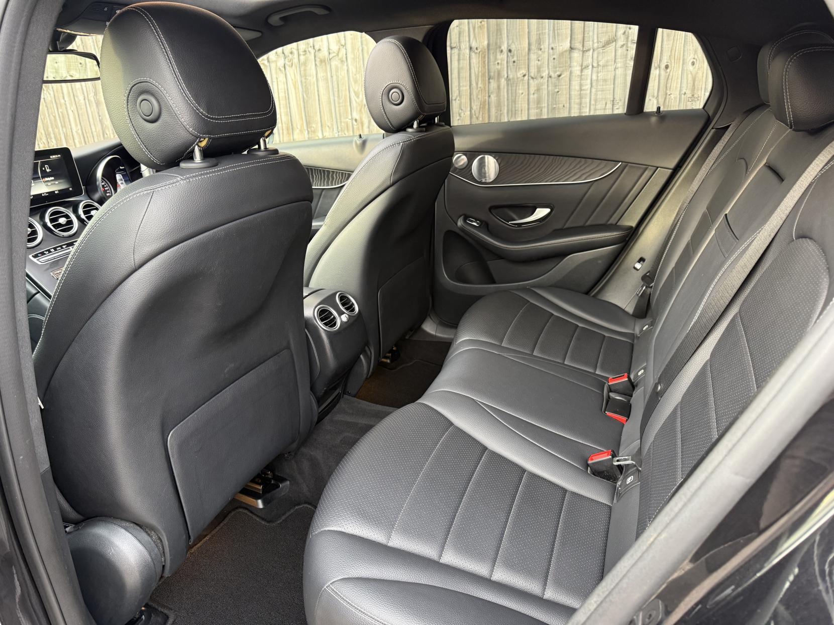 Mercedes-Benz GLC 2.1 GLC250d AMG Line (Premium Plus) Coupe 5dr Diesel G-Tronic+ 4MATIC Euro 6 (s/s) (204 ps)