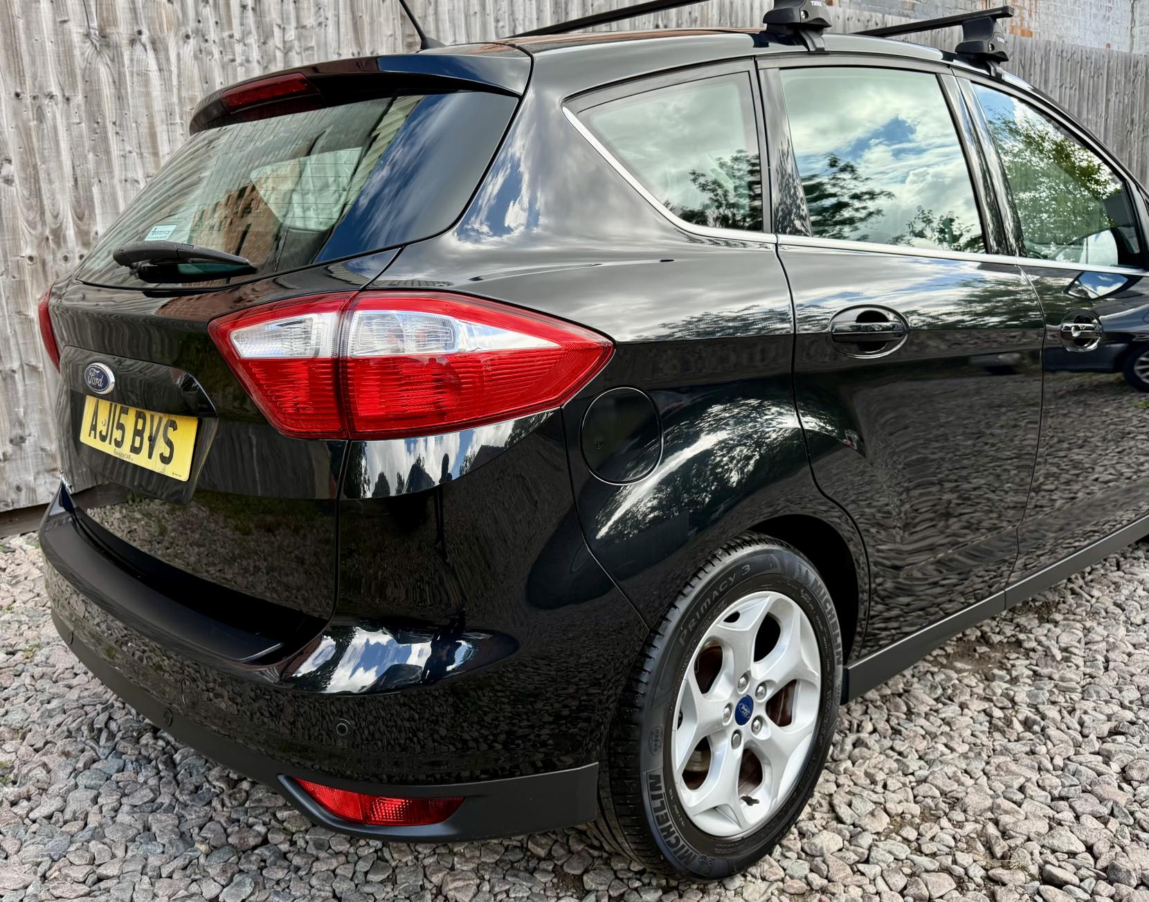 Ford C-Max 1.6 Zetec MPV 5dr Petrol Manual Euro 5 (105 ps)