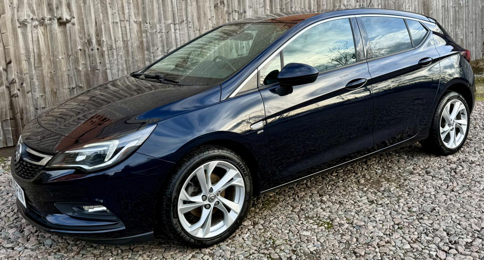 Vauxhall Astra 1.4i Turbo SRi Hatchback 5dr Petrol Manual Euro 6 (150 ps)