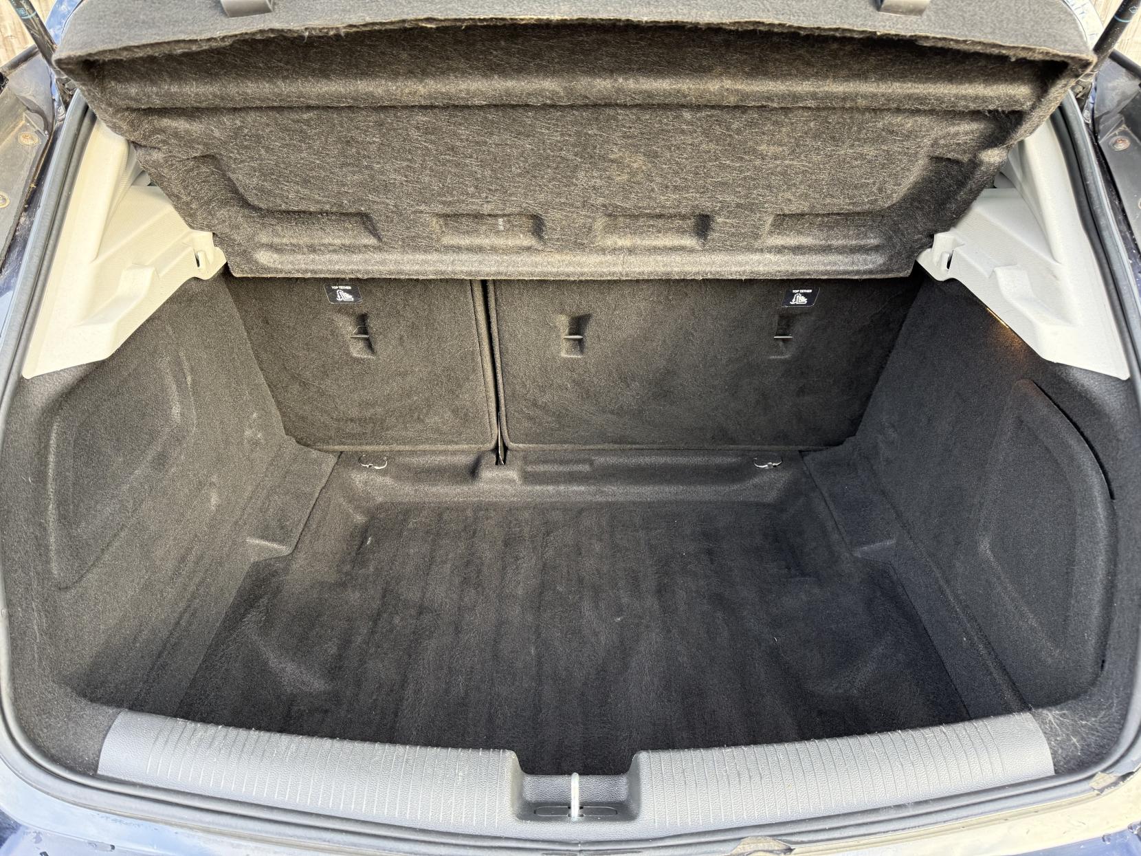 Vauxhall Astra 1.4i Turbo SRi Hatchback 5dr Petrol Manual Euro 6 (150 ps)