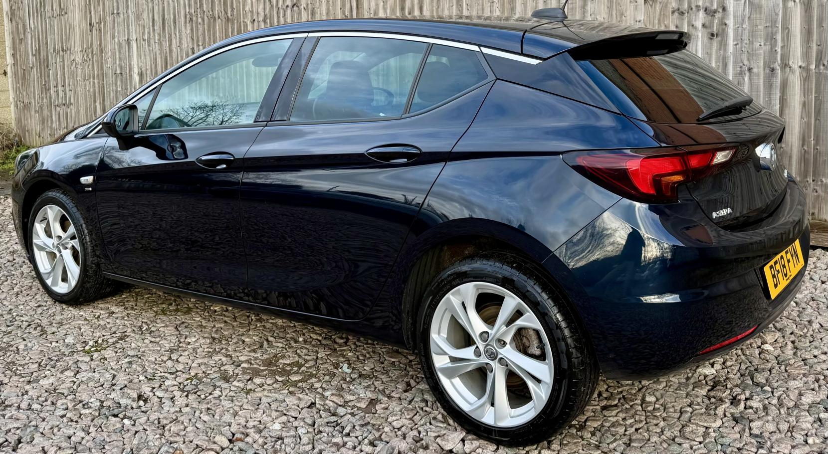 Vauxhall Astra 1.4i Turbo SRi Hatchback 5dr Petrol Manual Euro 6 (150 ps)