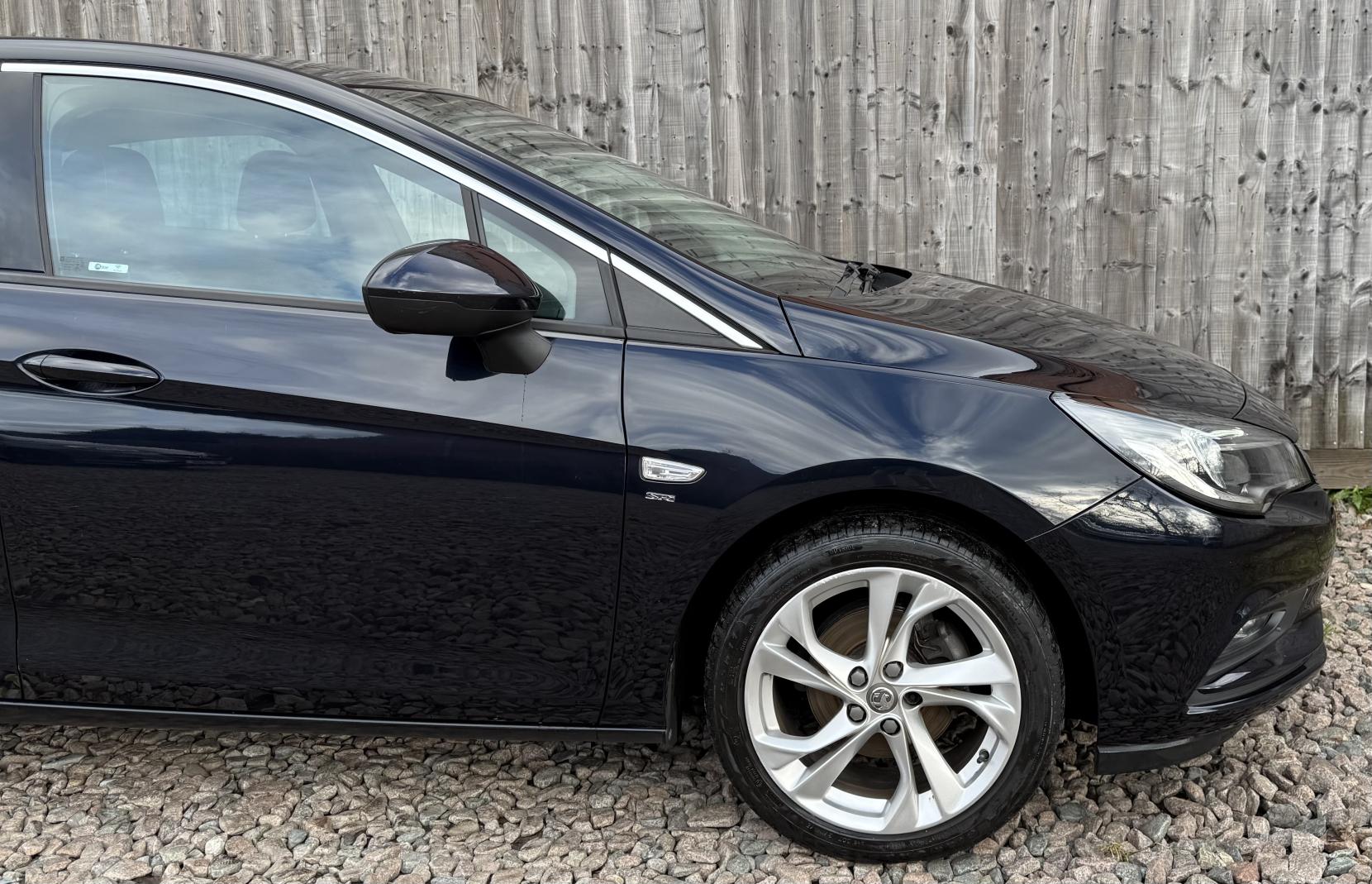 Vauxhall Astra 1.4i Turbo SRi Hatchback 5dr Petrol Manual Euro 6 (150 ps)