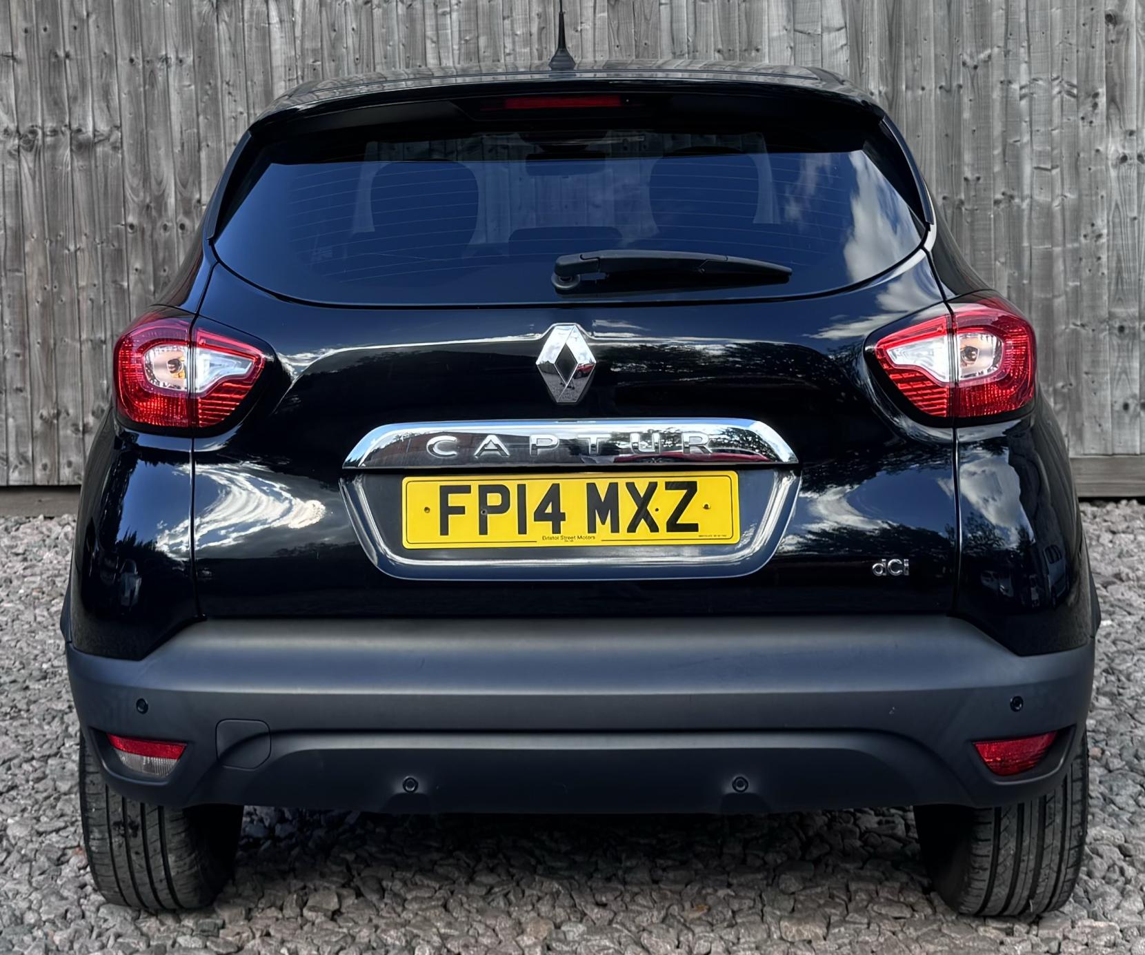 Renault Captur 1.5 dCi ENERGY Dynamique MediaNav SUV 5dr Diesel Manual Euro 5 (s/s) (90 ps)