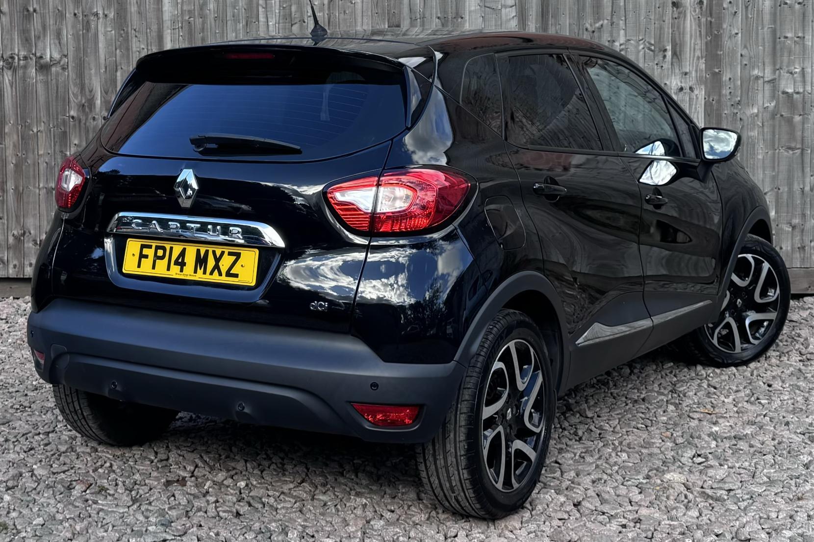 Renault Captur 1.5 dCi ENERGY Dynamique MediaNav SUV 5dr Diesel Manual Euro 5 (s/s) (90 ps)