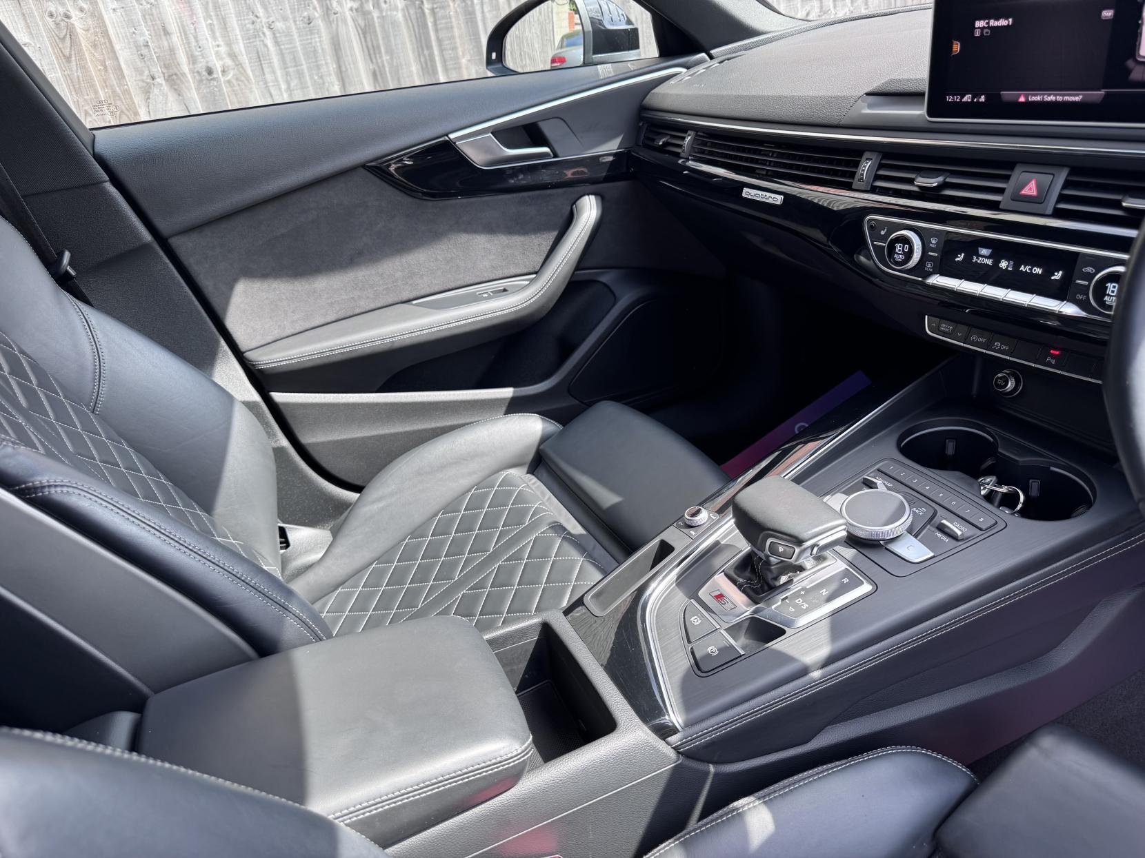 Audi S4 Avant 3.0 TFSI V6 Estate 5dr Petrol Tiptronic quattro Euro 6 (s/s) (354 ps)