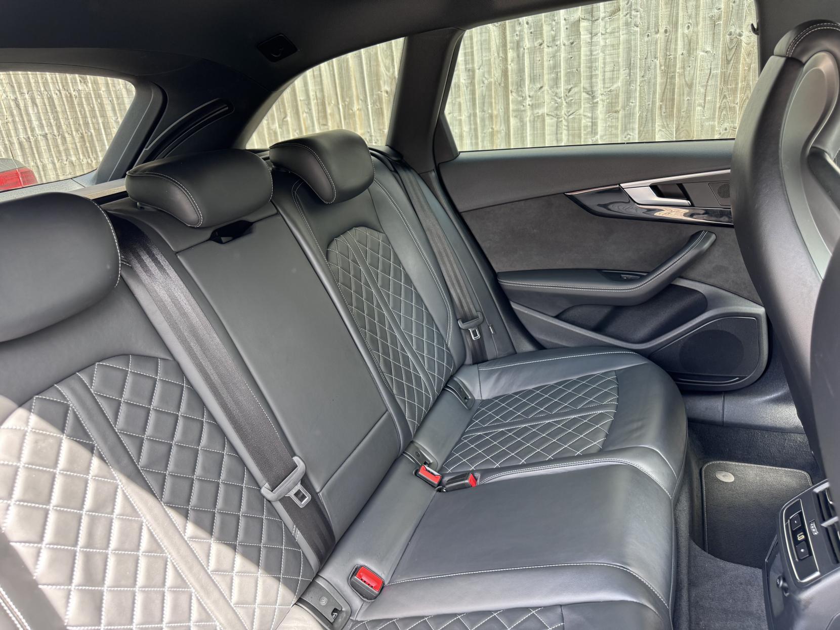 Audi S4 Avant 3.0 TFSI V6 Estate 5dr Petrol Tiptronic quattro Euro 6 (s/s) (354 ps)