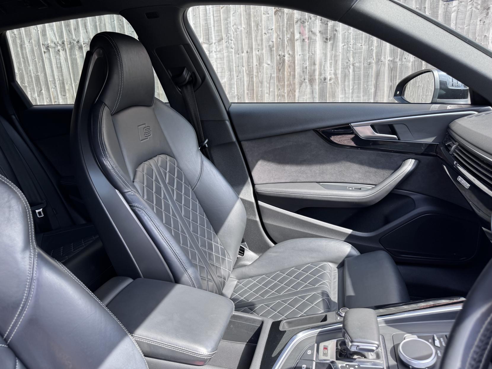 Audi S4 Avant 3.0 TFSI V6 Estate 5dr Petrol Tiptronic quattro Euro 6 (s/s) (354 ps)