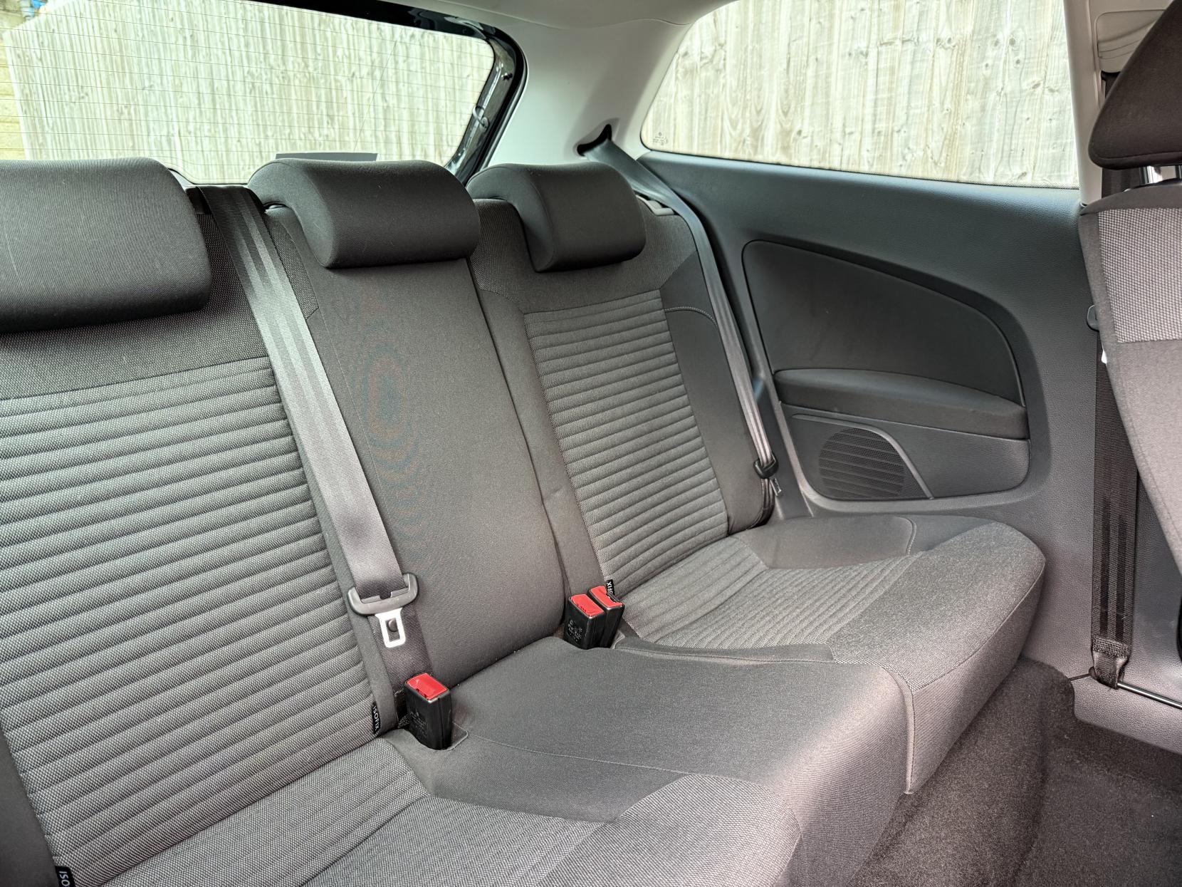 Volkswagen Polo 1.4 Match Hatchback 3dr Petrol DSG Euro 5 (85 ps)