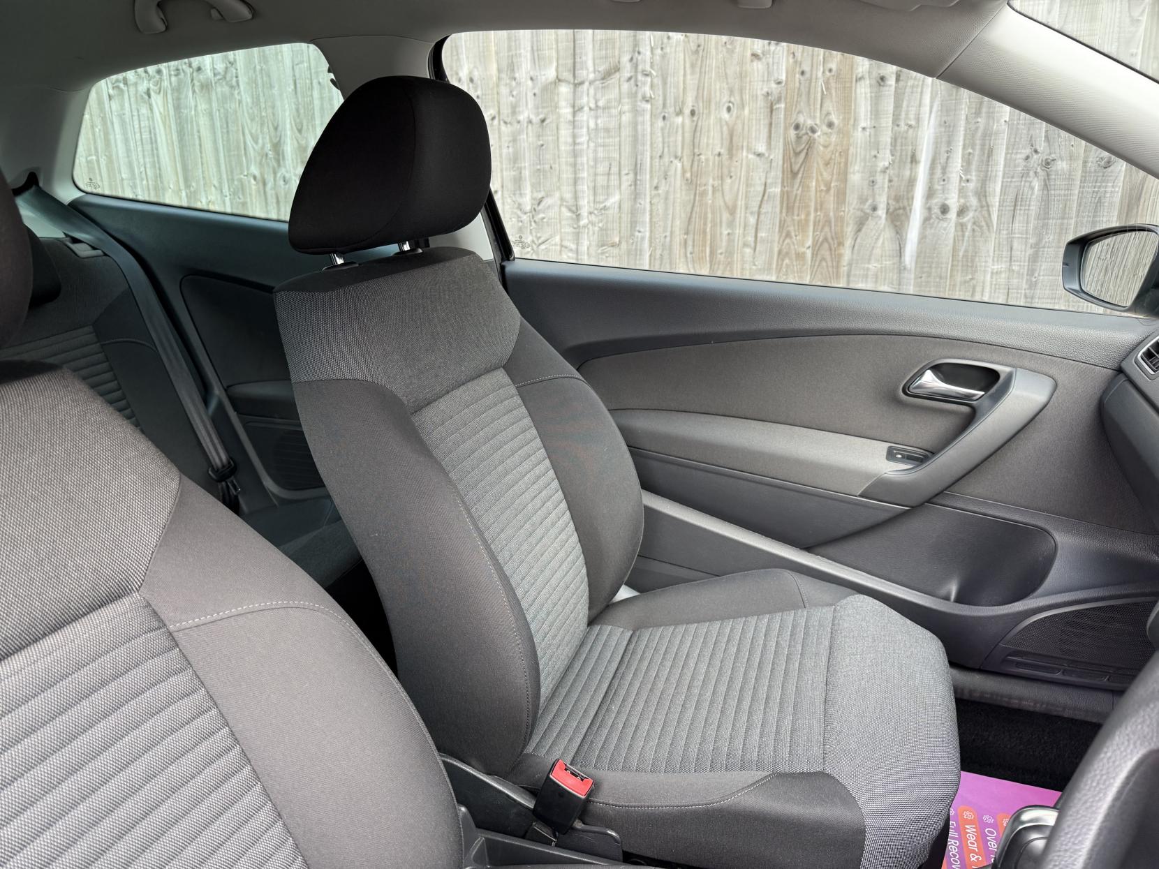 Volkswagen Polo 1.4 Match Hatchback 3dr Petrol DSG Euro 5 (85 ps)