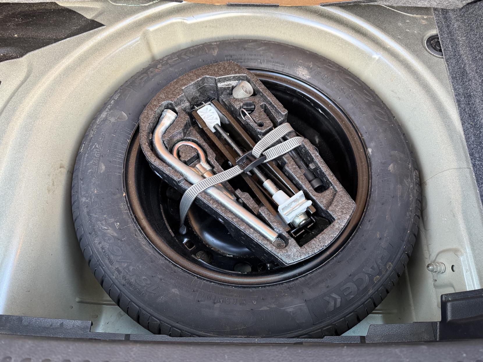 Volkswagen Polo 1.4 Match Hatchback 3dr Petrol DSG Euro 5 (85 ps)