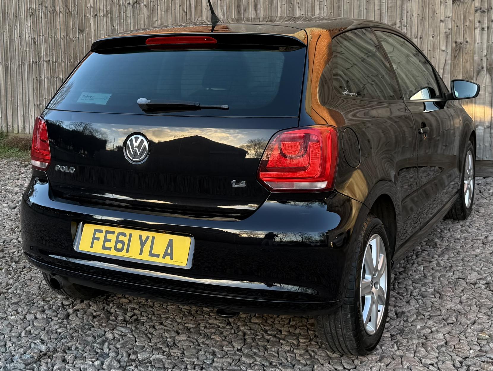 Volkswagen Polo 1.4 Match Hatchback 3dr Petrol DSG Euro 5 (85 ps)