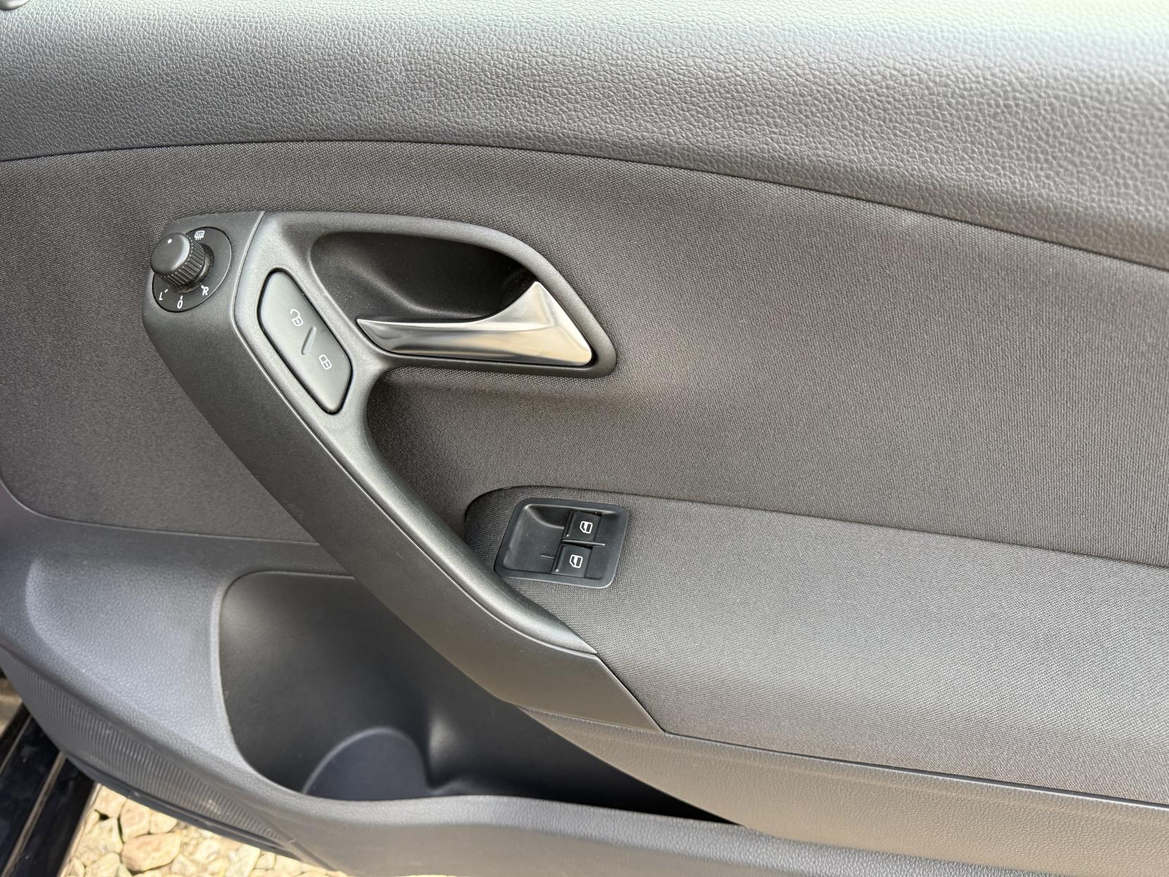 Volkswagen Polo 1.4 Match Hatchback 3dr Petrol DSG Euro 5 (85 ps)