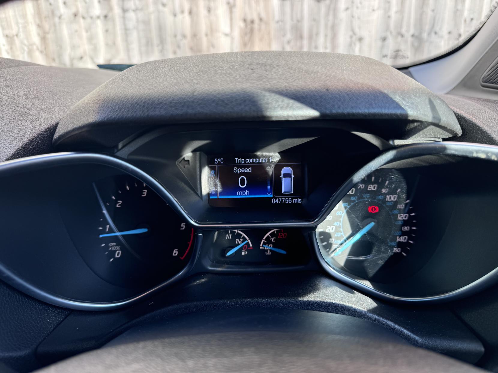 Ford Transit Connect 1.5 TDCi 210 Trend Panel Van 5dr Diesel Manual L2 H1 (124 g/km, 99 bhp)