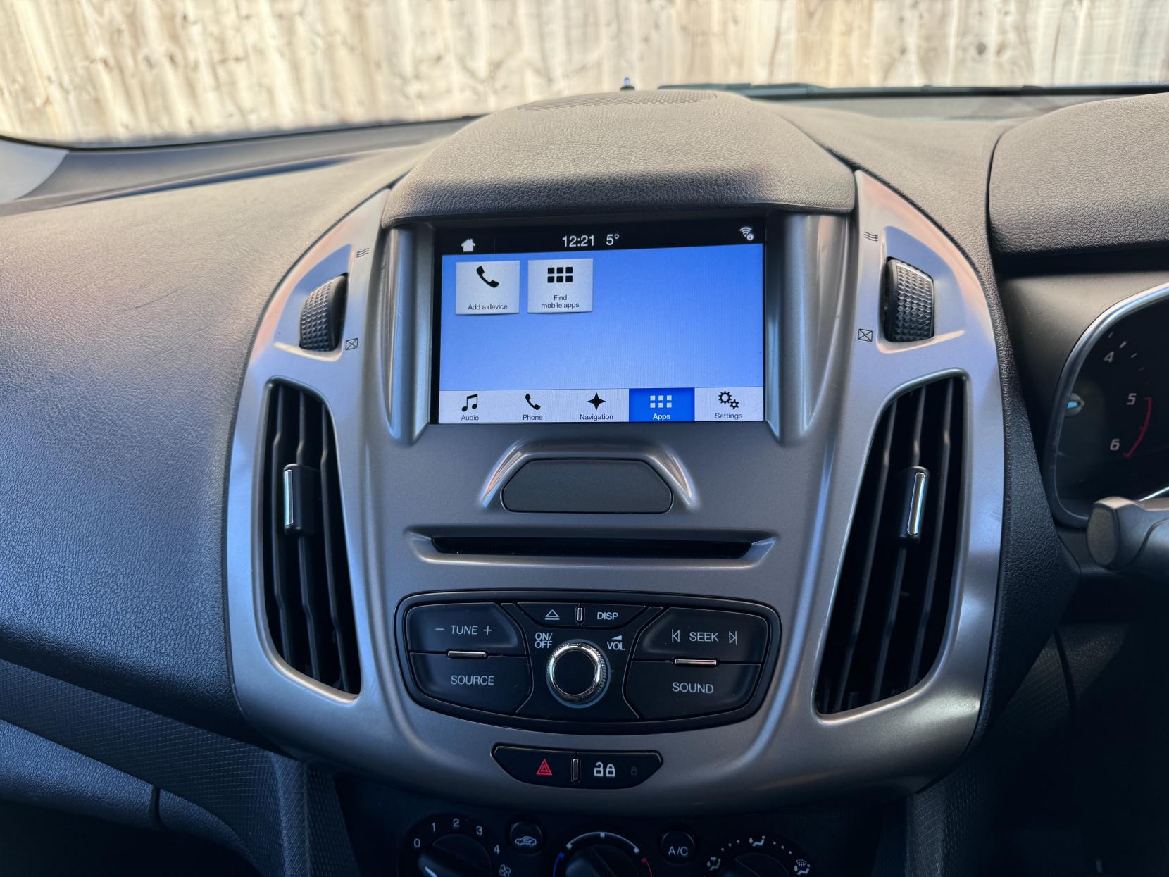 Ford Transit Connect 1.5 TDCi 210 Trend Panel Van 5dr Diesel Manual L2 H1 (124 g/km, 99 bhp)