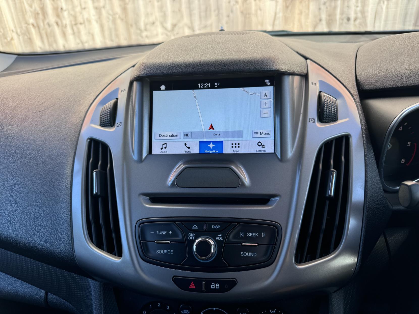 Ford Transit Connect 1.5 TDCi 210 Trend Panel Van 5dr Diesel Manual L2 H1 (124 g/km, 99 bhp)
