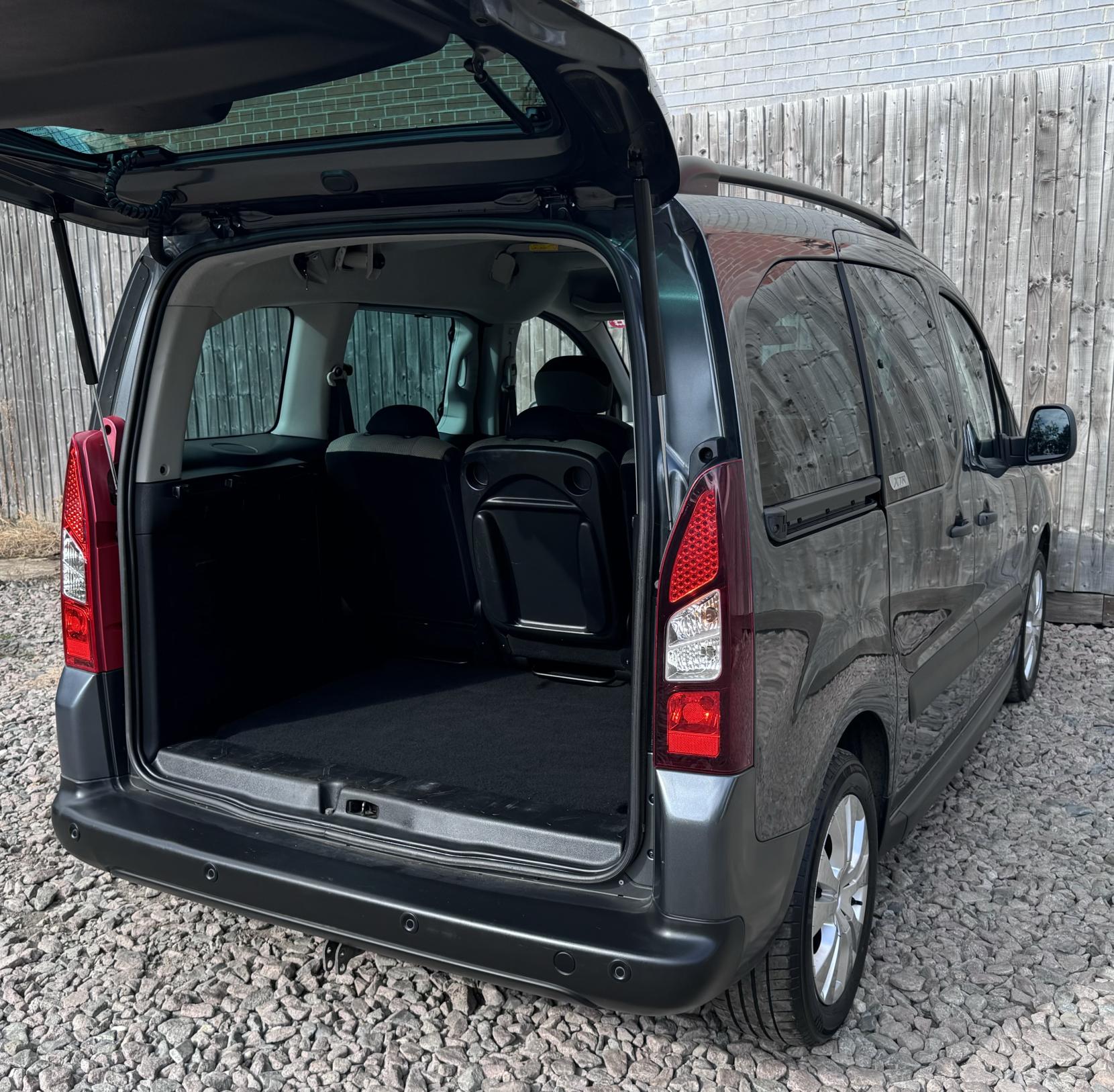 Citroen Berlingo 1.6 HDi XTR Multispace MPV 5dr Diesel Manual Euro 5 (90 ps)