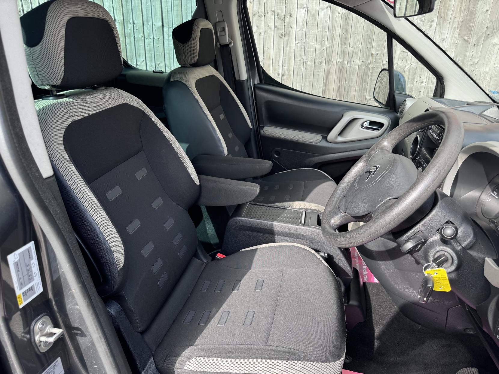 Citroen Berlingo 1.6 HDi XTR Multispace MPV 5dr Diesel Manual Euro 5 (90 ps)