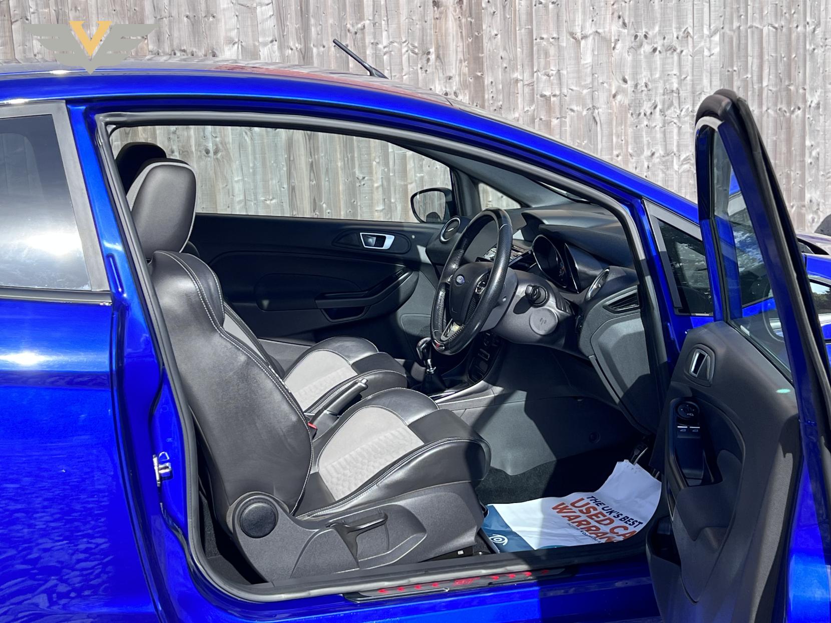 Ford Fiesta 1.6T EcoBoost ST-3 Hatchback 3dr Petrol Manual Euro 6 (182 ps)