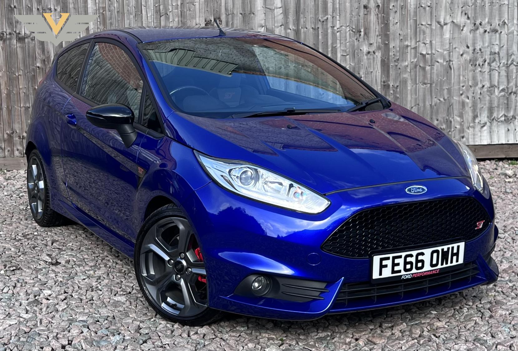 Ford Fiesta 1.6T EcoBoost ST-3 Hatchback 3dr Petrol Manual Euro 6 (182 ps)