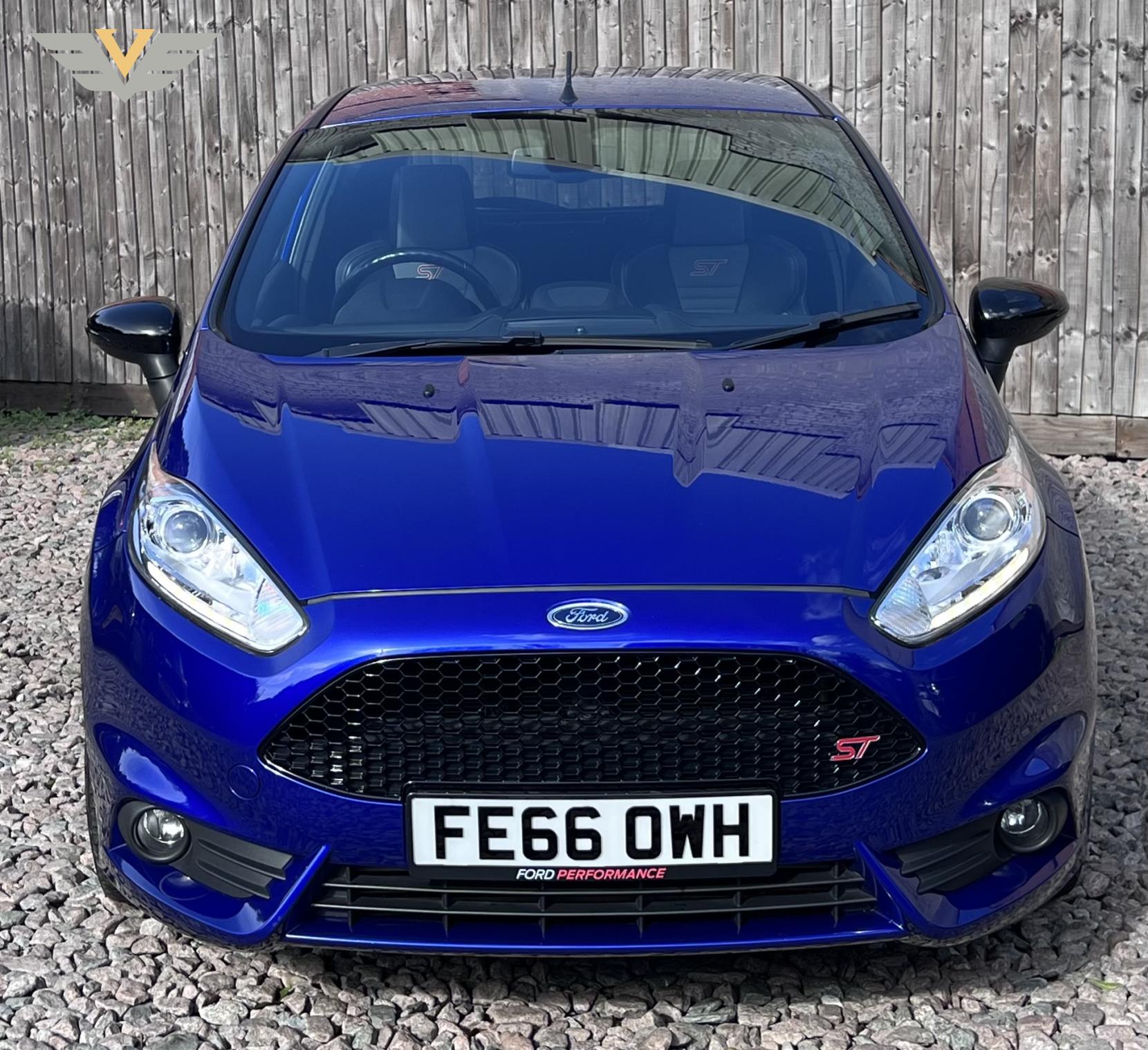 Ford Fiesta 1.6T EcoBoost ST-3 Hatchback 3dr Petrol Manual Euro 6 (182 ps)