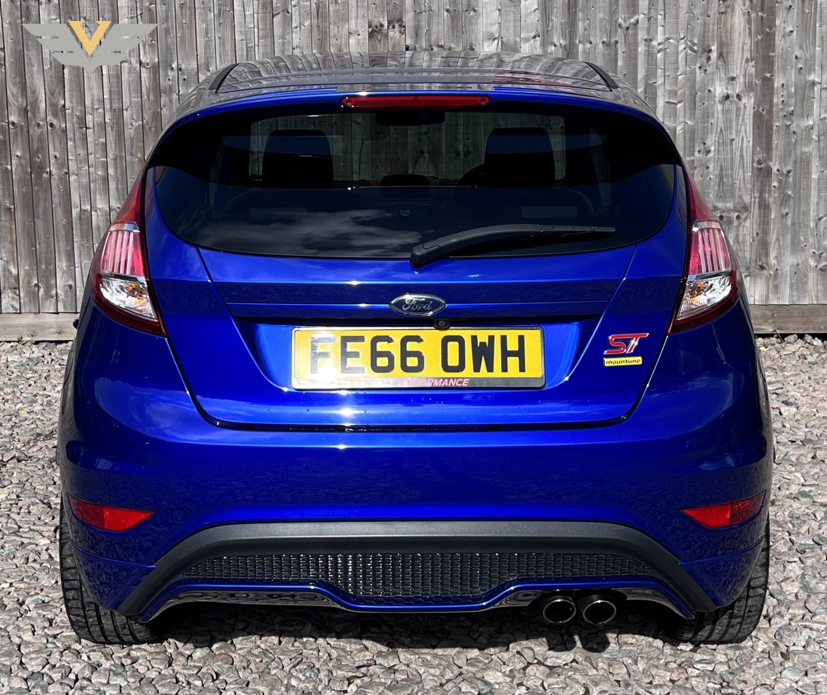 Ford Fiesta 1.6T EcoBoost ST-3 Hatchback 3dr Petrol Manual Euro 6 (182 ps)