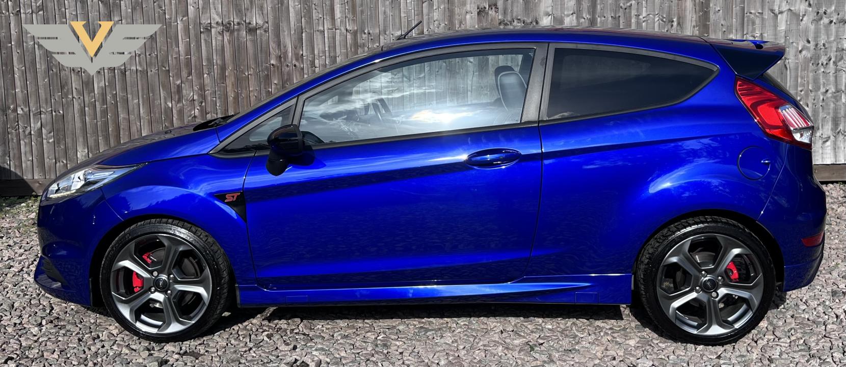 Ford Fiesta 1.6T EcoBoost ST-3 Hatchback 3dr Petrol Manual Euro 6 (182 ps)