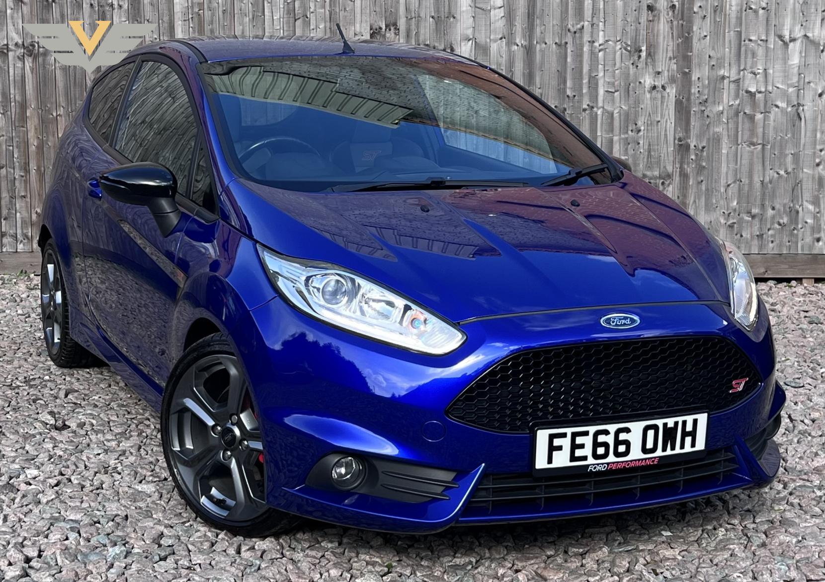 Ford Fiesta 1.6T EcoBoost ST-3 Hatchback 3dr Petrol Manual Euro 6 (182 ps)