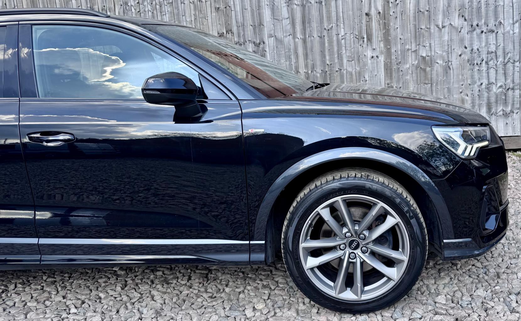 Audi Q3 2.0 TDI 40 Black Edition SUV 5dr Diesel S Tronic quattro Euro 6 (s/s) (200 ps)