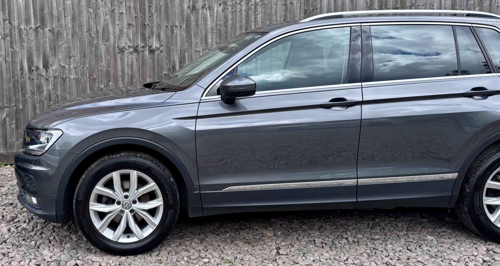 Volkswagen Tiguan 2.0 TDI SE Navigation SUV 5dr Diesel Manual Euro 6 (s/s) (150 ps)