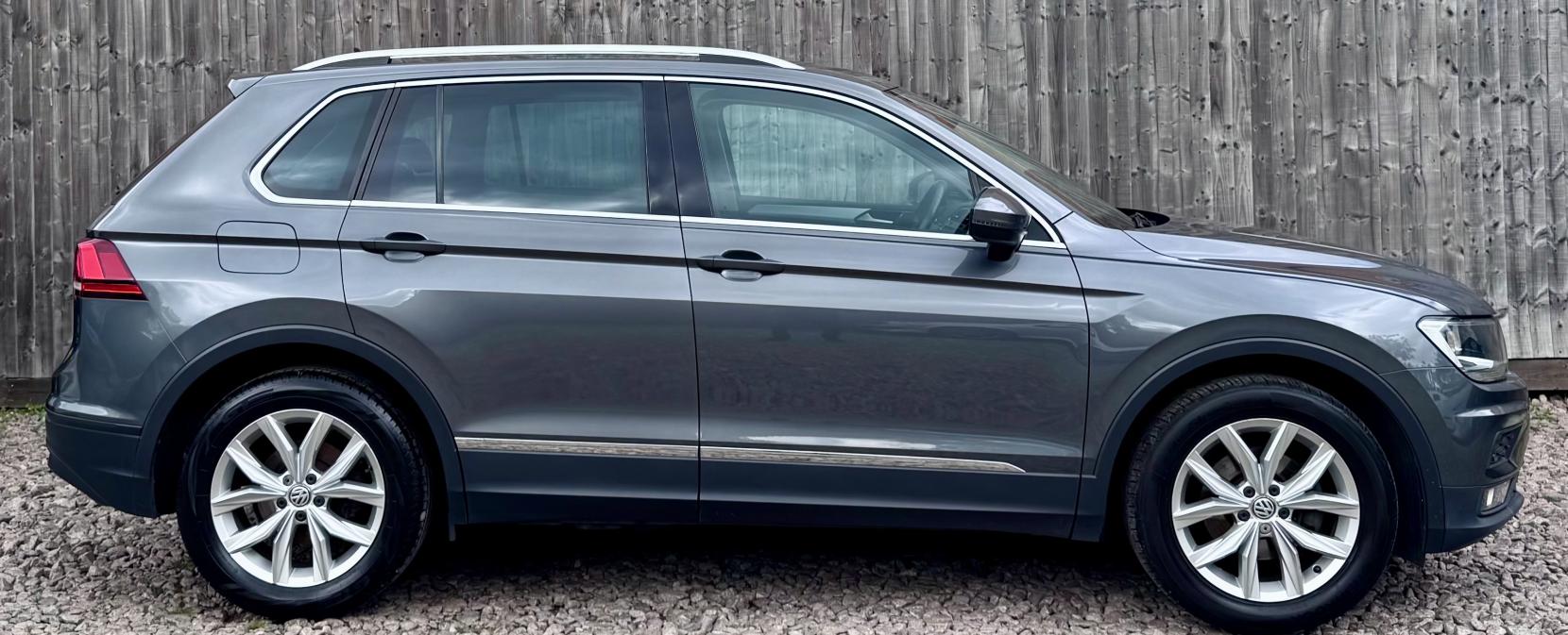 Volkswagen Tiguan 2.0 TDI SE Navigation SUV 5dr Diesel Manual Euro 6 (s/s) (150 ps)