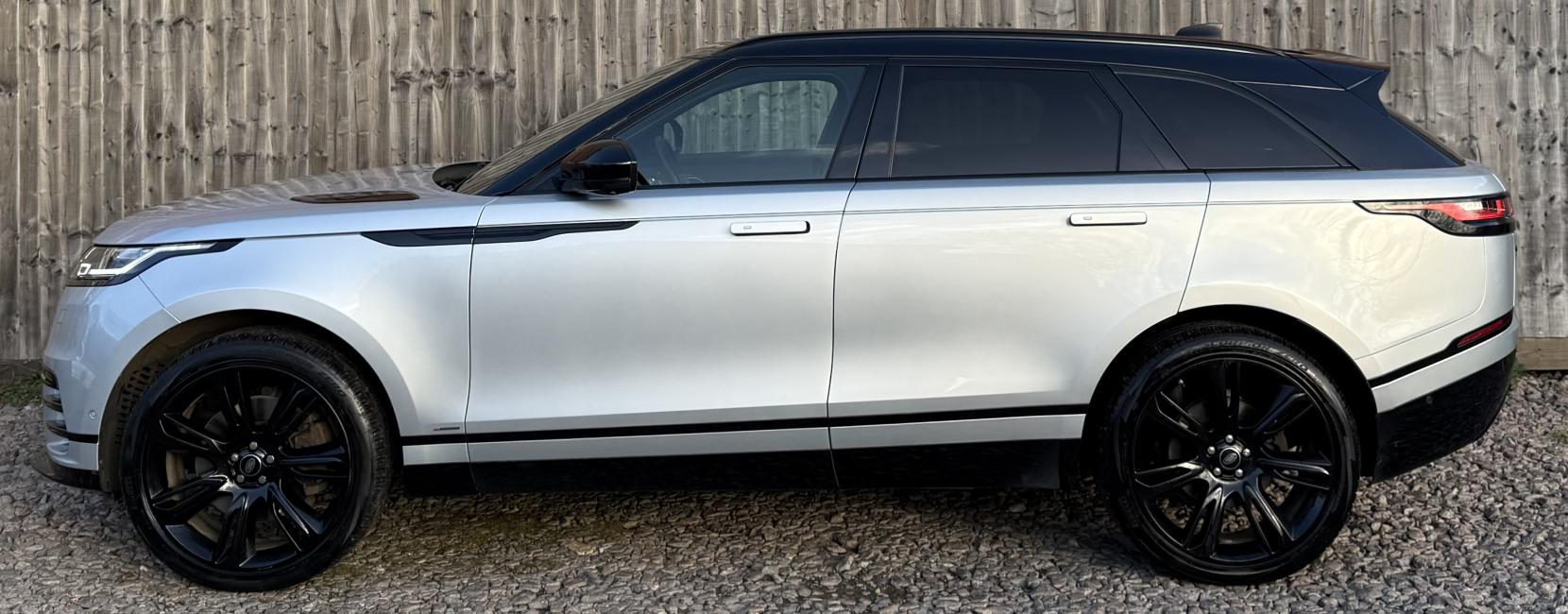 Land Rover Range Rover Velar 3.0 D300 MHEV R-Dynamic HSE SUV 5dr Diesel Auto 4WD Euro 6 (s/s) (300 ps)