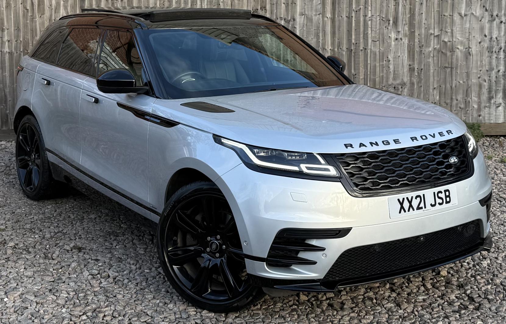 Land Rover Range Rover Velar 3.0 D300 MHEV R-Dynamic HSE SUV 5dr Diesel Auto 4WD Euro 6 (s/s) (300 ps)