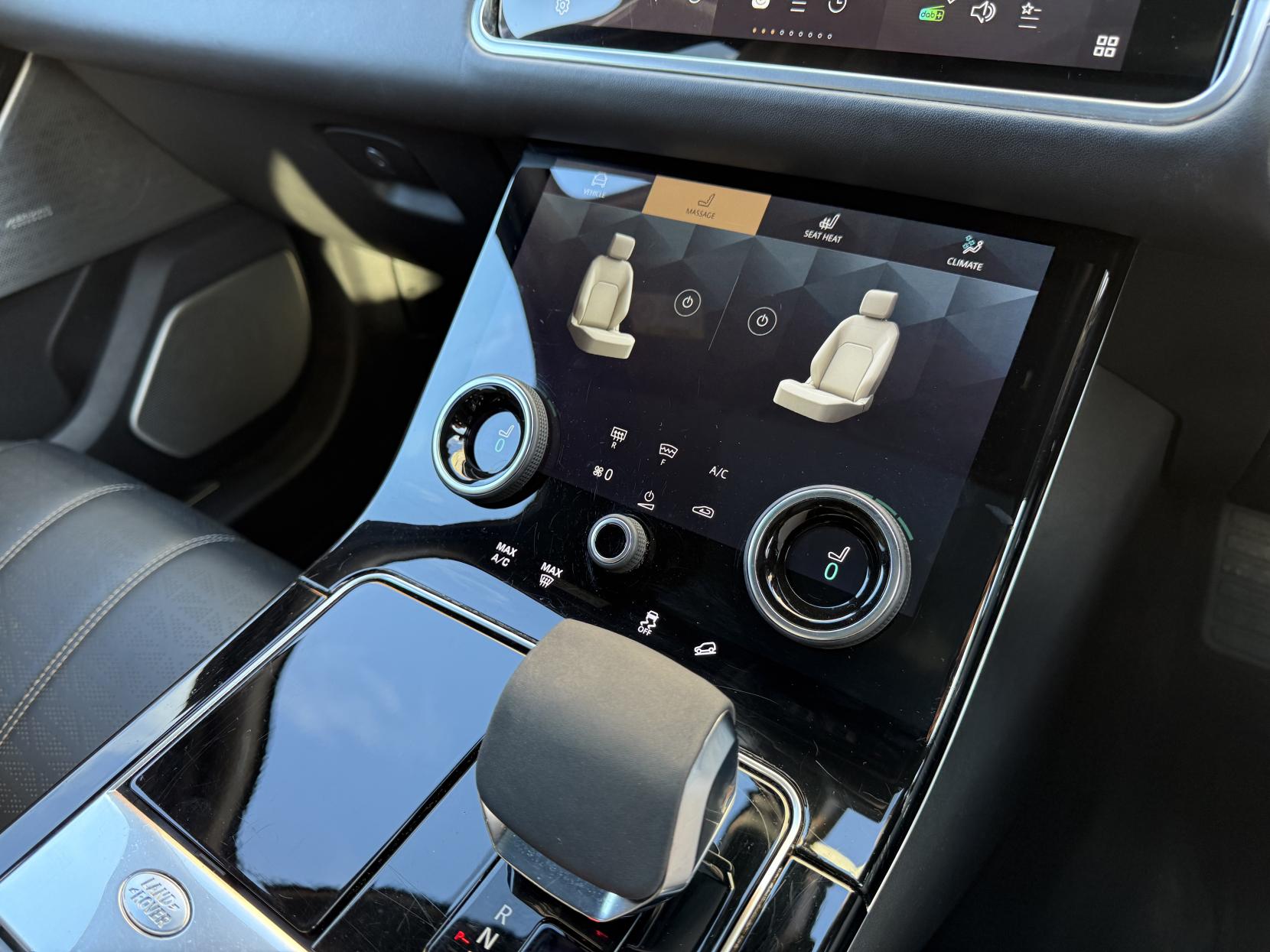 Land Rover Range Rover Velar 3.0 D300 MHEV R-Dynamic HSE SUV 5dr Diesel Auto 4WD Euro 6 (s/s) (300 ps)