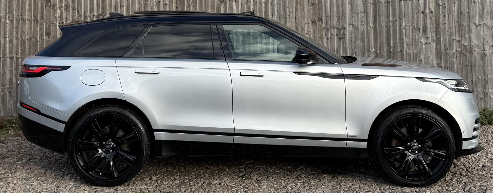 Land Rover Range Rover Velar 3.0 D300 MHEV R-Dynamic HSE SUV 5dr Diesel Auto 4WD Euro 6 (s/s) (300 ps)