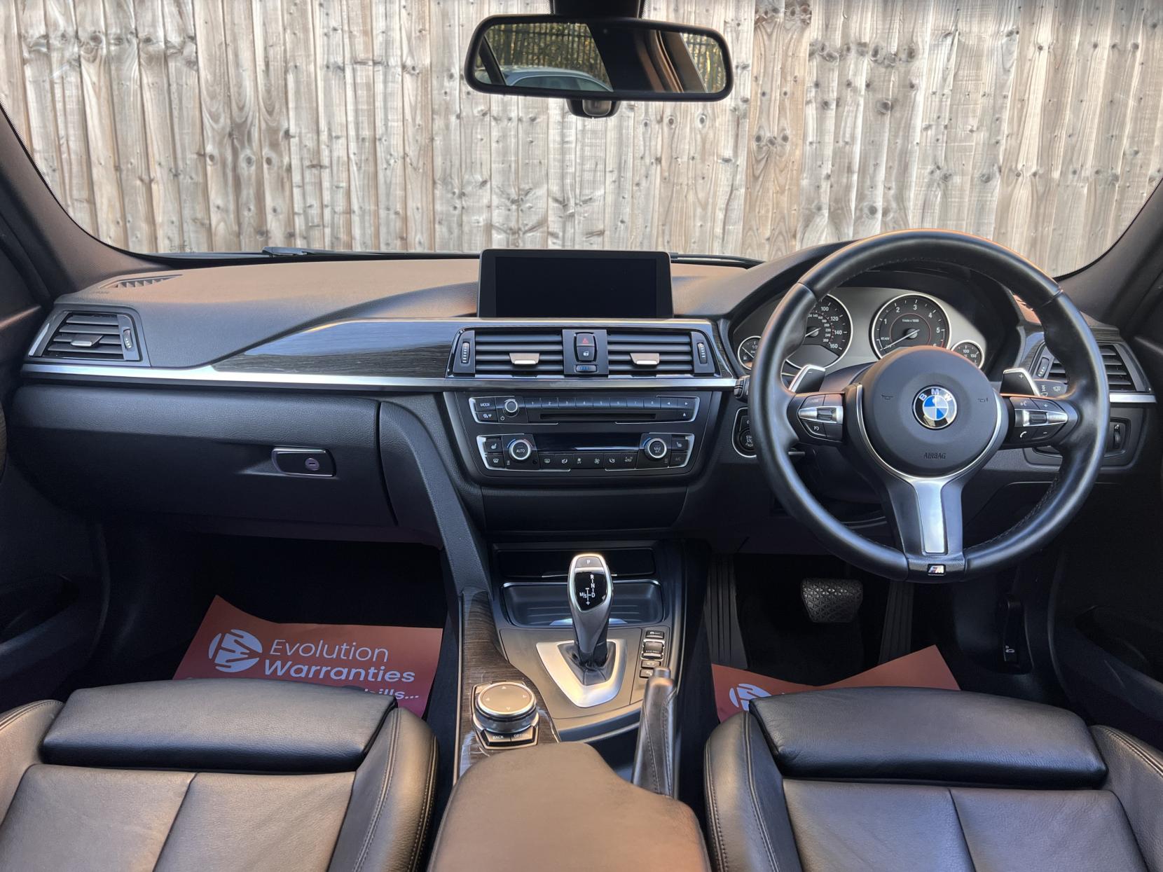 BMW 3 Series 3.0 330d M Sport Touring 5dr Diesel Auto xDrive Euro 5 (s/s) (258 ps)