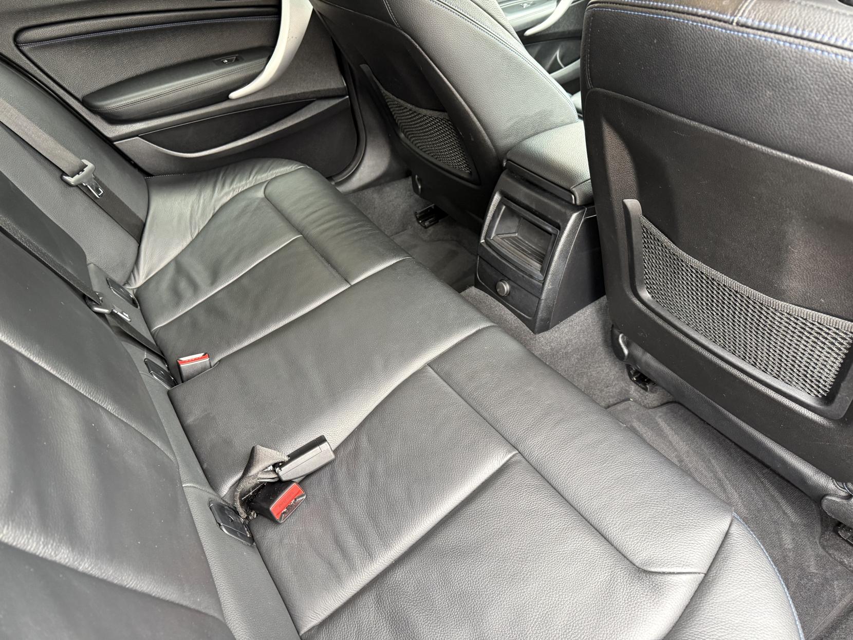 BMW 1 Series 2.0 120d M Sport Shadow Edition Hatchback 5dr Diesel Auto xDrive Euro 6 (s/s) (190 ps)