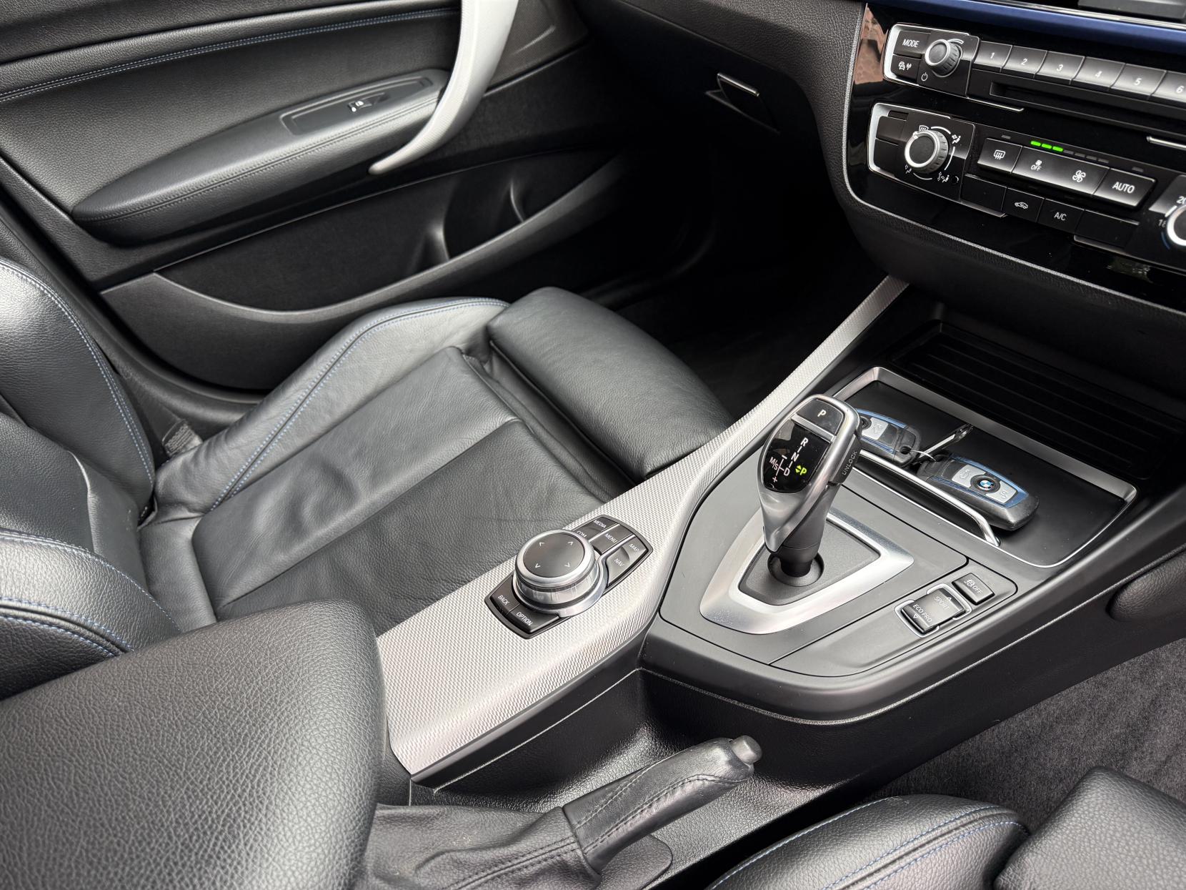 BMW 1 Series 2.0 120d M Sport Shadow Edition Hatchback 5dr Diesel Auto xDrive Euro 6 (s/s) (190 ps)