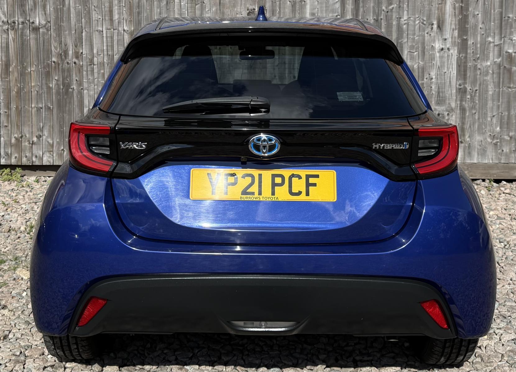 Toyota Yaris 1.5 VVT-h Design Hatchback 5dr Petrol Hybrid E-CVT Euro 6 (s/s) (116 ps)