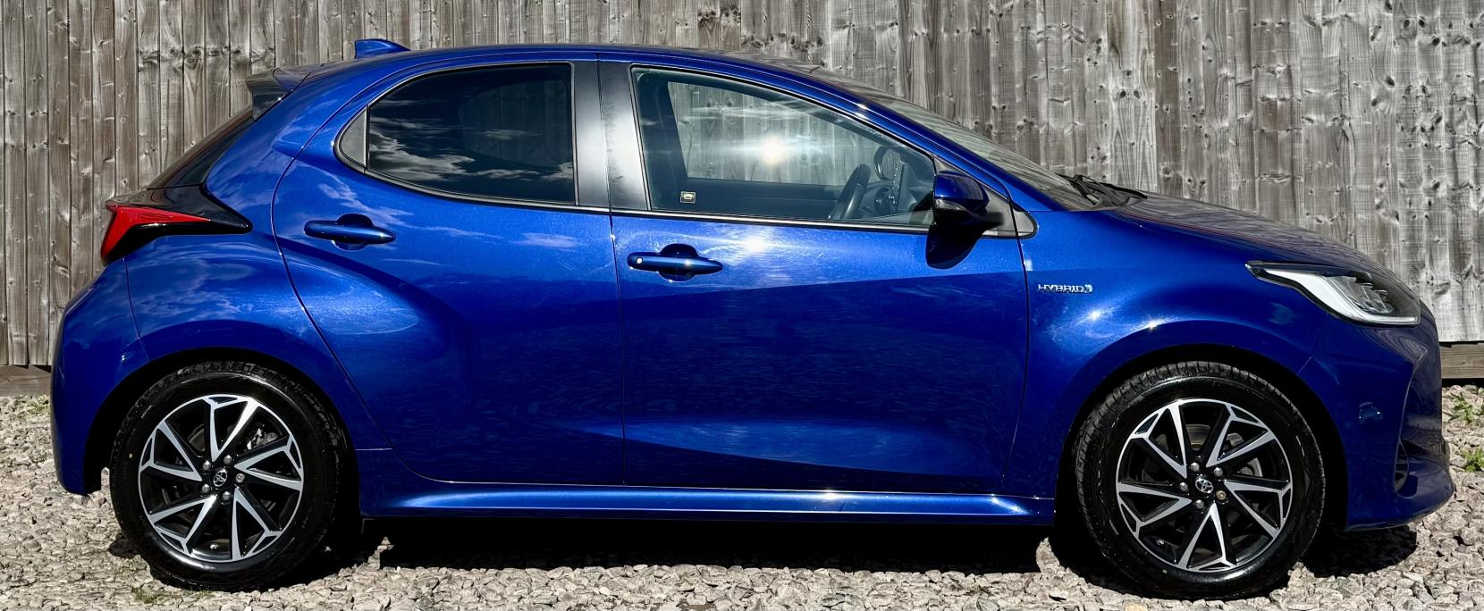 Toyota Yaris 1.5 VVT-h Design Hatchback 5dr Petrol Hybrid E-CVT Euro 6 (s/s) (116 ps)