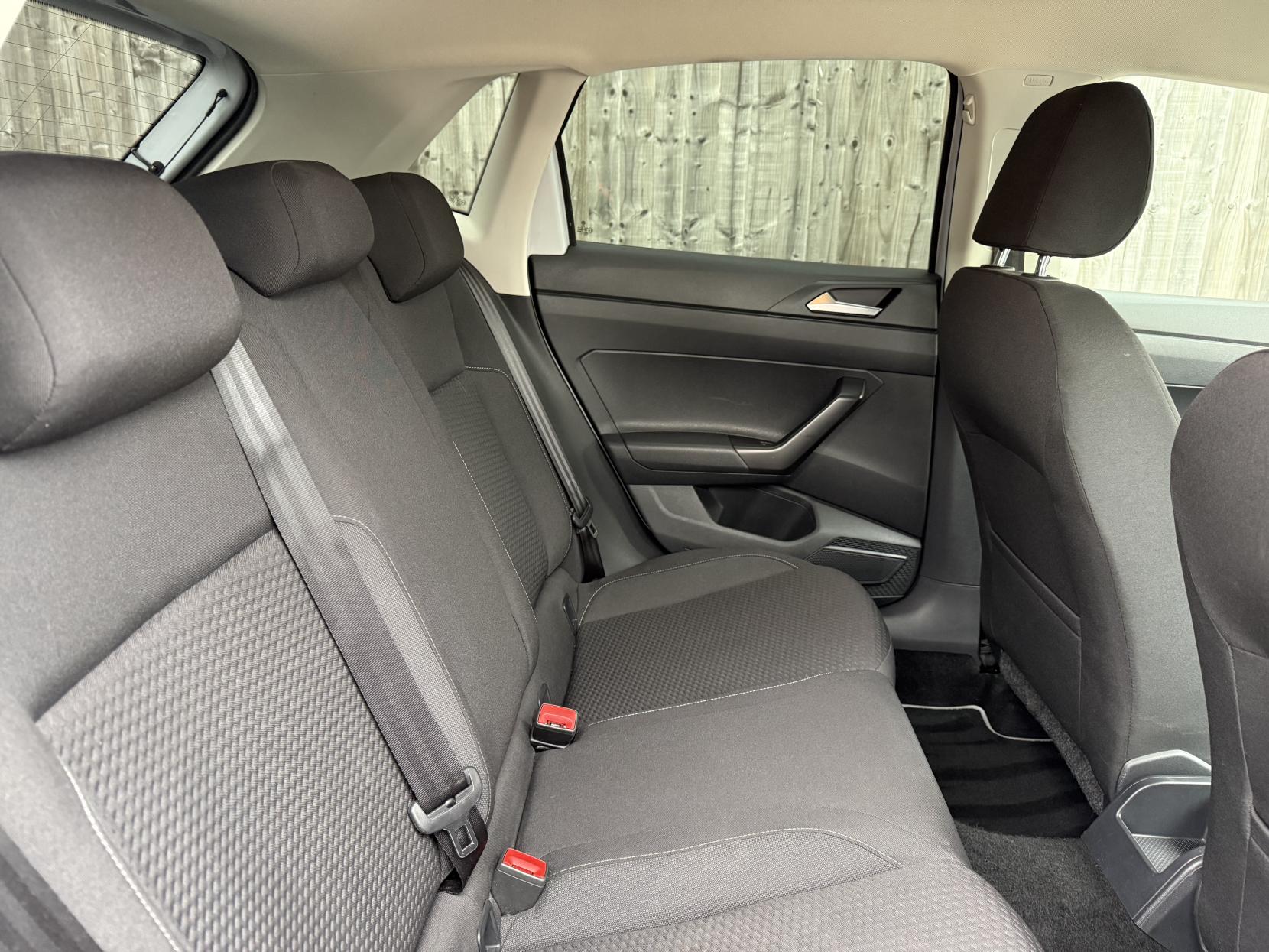 Volkswagen Polo 1.0 SE Hatchback 5dr Petrol Manual Euro 6 (s/s) (65 ps)